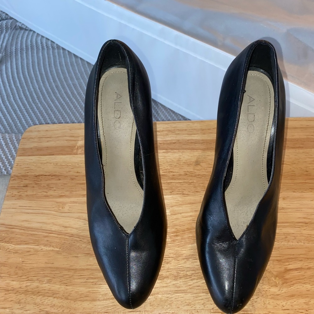 Aldo black sexy cleavage shoe. Modern yet retro. Shoe boot.